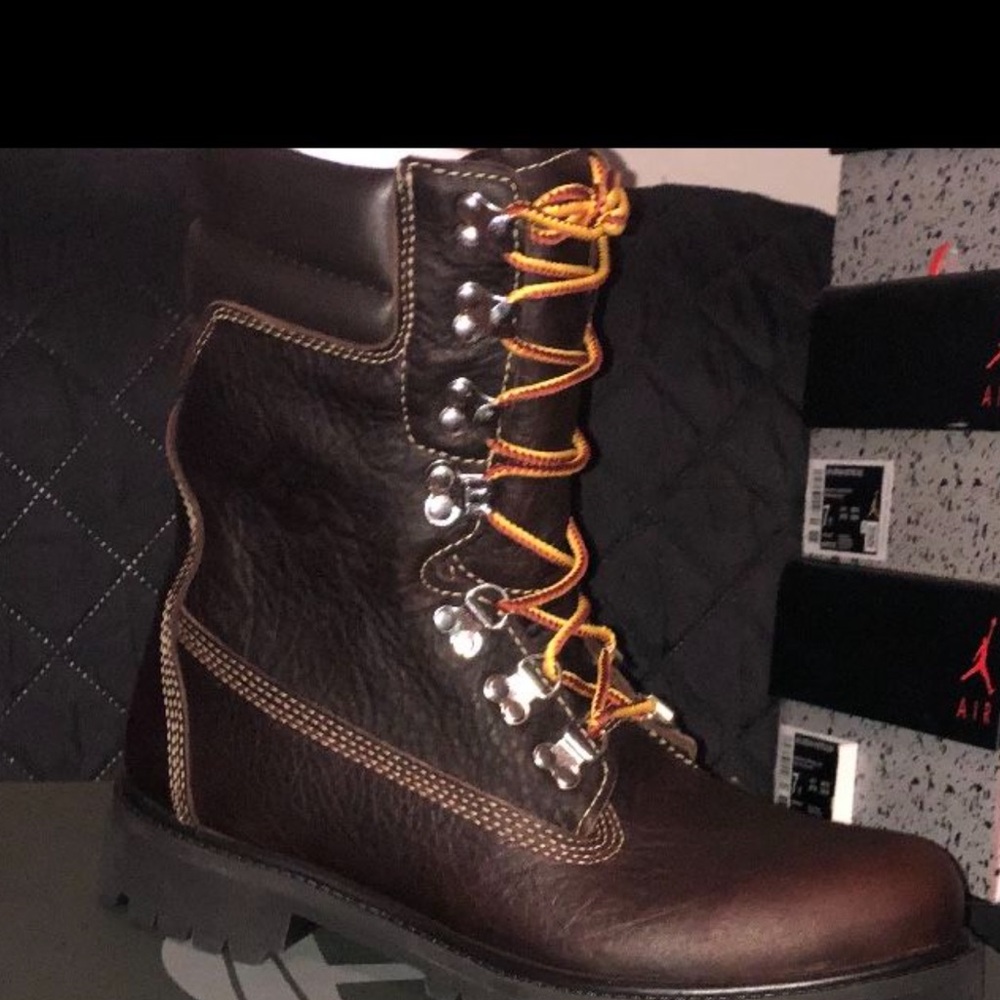 Timberland Dark Brown Leather Boots with Orange Laces